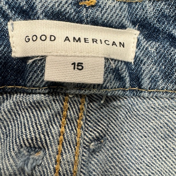 NWT Good American Good Boy
Distressed Indigo Jeans Size 15 - Picture 10 of 11